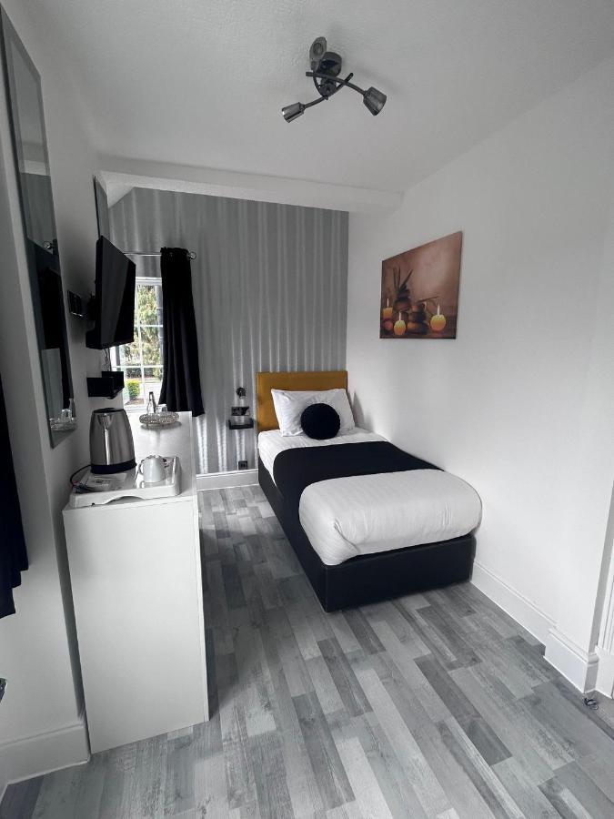 Charnwood Regency Guest House Лафборо Экстерьер фото
