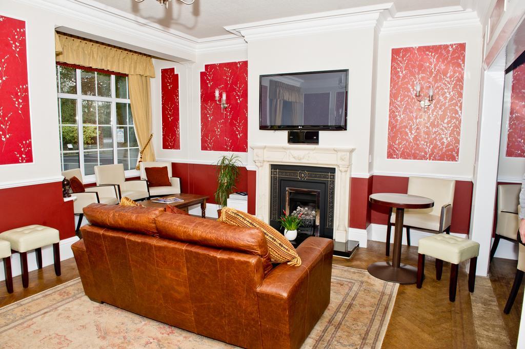 Charnwood Regency Guest House Лафборо Экстерьер фото